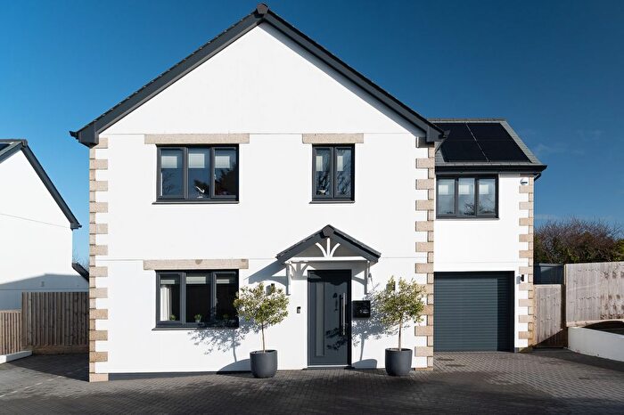 4 Bedroom Detached House For Sale In Orion Gardens, Redruth, TR16