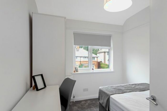 4 Bedroom Terraced House To Rent In Tennal Road, Quinton, Birmingham, B32