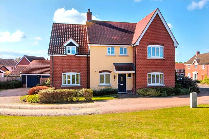 5 Bedroom Detached House For Sale In Town Farm Drive, Loddon, Norwich, Norfolk, NR14
