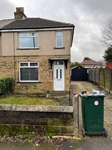 3 Bedroom Semi-Detached House To Rent In Westbury Road, Bradford, BD6