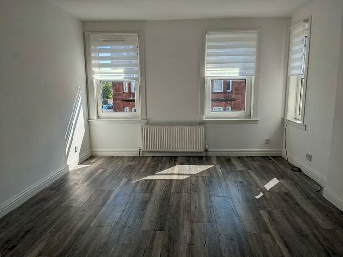 1 Bedroom Flat To Rent In West King Street, Helensburgh, Dunbartonshire, G84