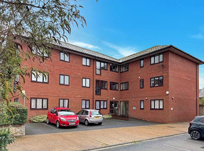 1 Bedroom Flat For Sale In New Street, Newport, PO30