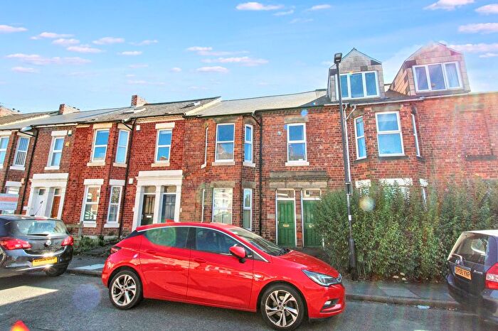 2 Bedroom Flat For Sale In Hotspur Street, Heaton, Newcastle Upon Tyne, NE6