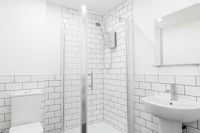 6 Bedroom Terraced House To Rent In Garmoyle Road, Liverpool, Merseyside, L15