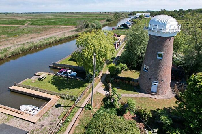 3 Bedroom Mill For Sale In Martham, NR29