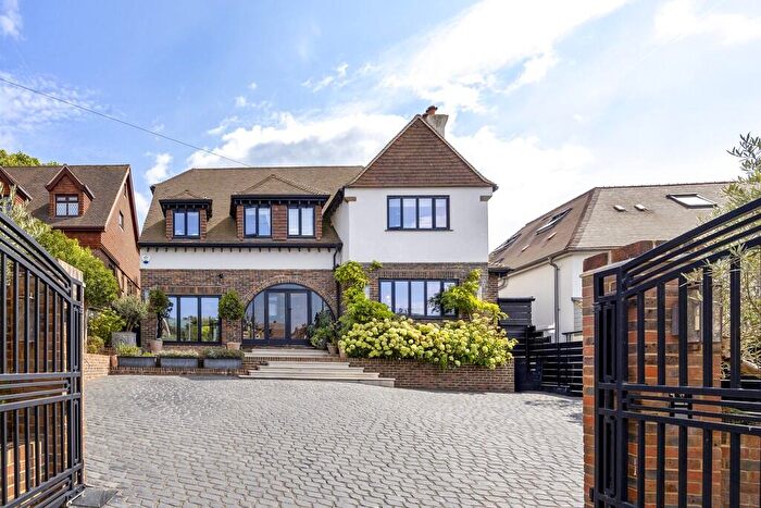 5 Bedroom Detached House For Sale In Hill Drive, Hove, BN3