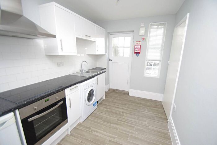 1 Bedroom Flat To Rent In Watford, Watford, WD17