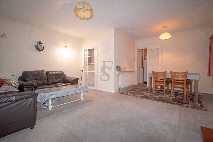 2 Bedroom Detached Bungalow For Sale In Oakside Close, Evington Village, LE5