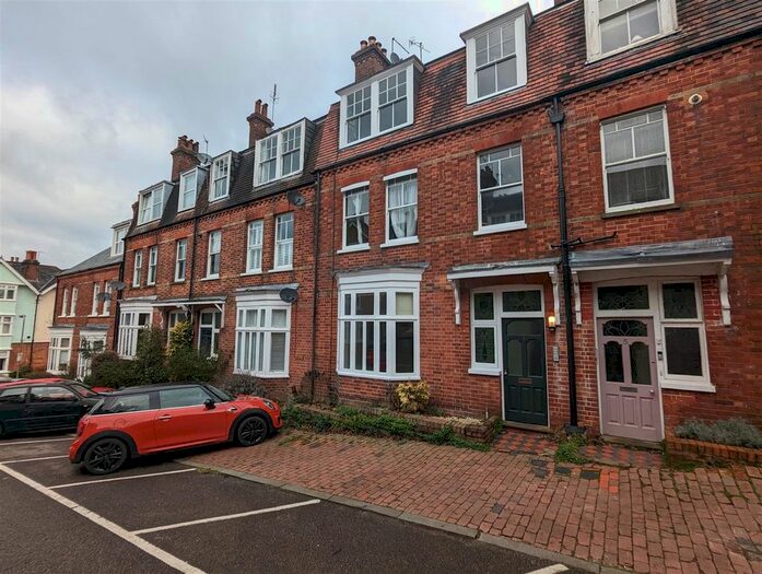 1 Bedroom Flat To Rent In Grove Avenue, Tunbridge Wells, TN1