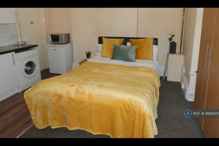 Studio To Rent In Equity House, Doncaster, DN4