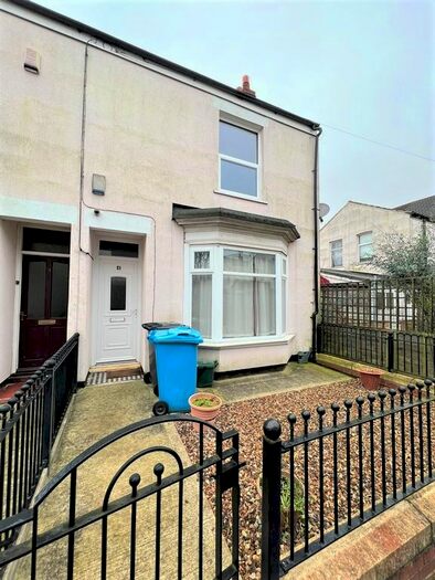 2 Bedroom End Of Terrace House To Rent In Albemarle Street, Hull, HU3