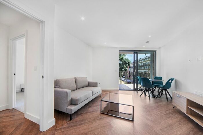 1 Bedroom Flat To Rent In Amparo House, Burney Street, Greenwich, SE10