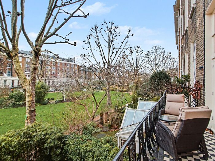 2 Bedroom Flat For Sale In Randolph Crescent, London, W9