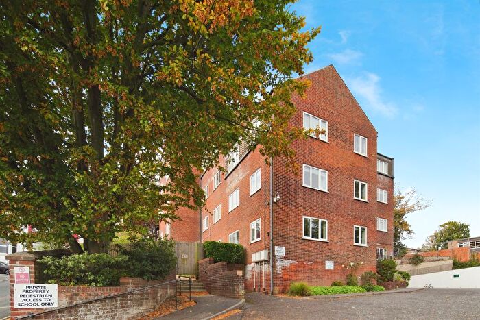 1 Bedroom Property For Sale In Dyke Road, Brighton, BN1