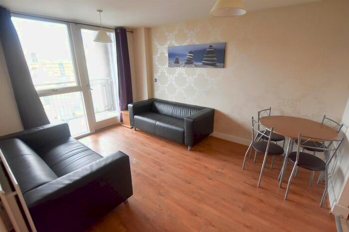 2 Bedroom Flat For Sale In Longleat Avenue, Edgbaston, Birmingham, B15