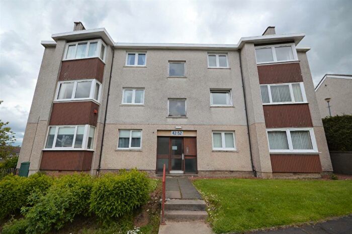 2 Bedroom Flat To Rent In Markethill Road, Village, East Kilbride, South Lanarkshire, G74