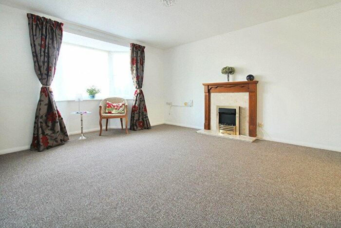 1 Bedroom Apartment For Sale In Norbury Court, Purton, Swindon, SN5