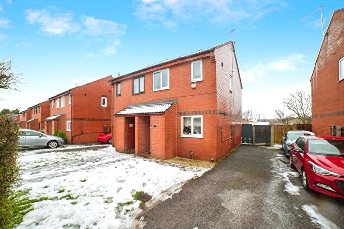 2 Bedroom Semi Detached House For Sale In Cambridge Street, Mansfield, Nottinghamshire, NG18