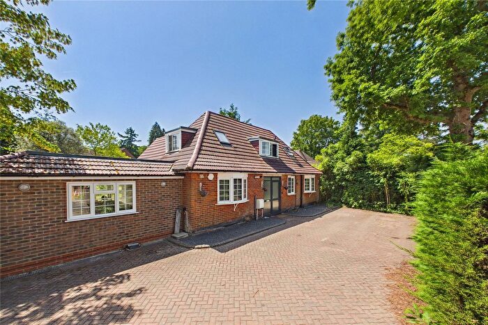 4 Bedroom Detached House For Sale In Camberley, Surrey, GU15