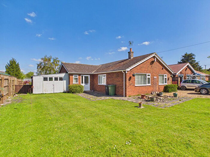3 Bedroom Bungalow For Sale In The Causeway, Stow Bridge, Stow Bridge, PE34