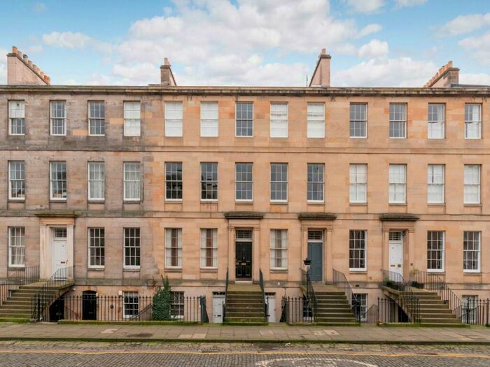 4 Bedroom Flat To Rent In Fettes Row, New Town, Edinburgh, EH3