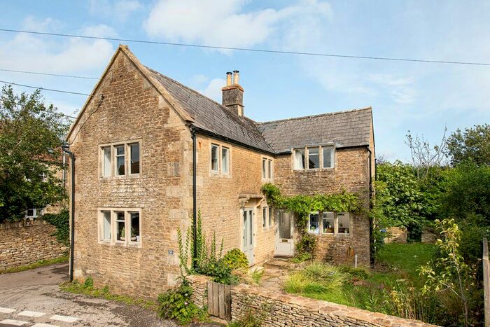 3 Bedroom Cottage For Sale In Lower South Wraxall, Bradford-On-Avon, BA15