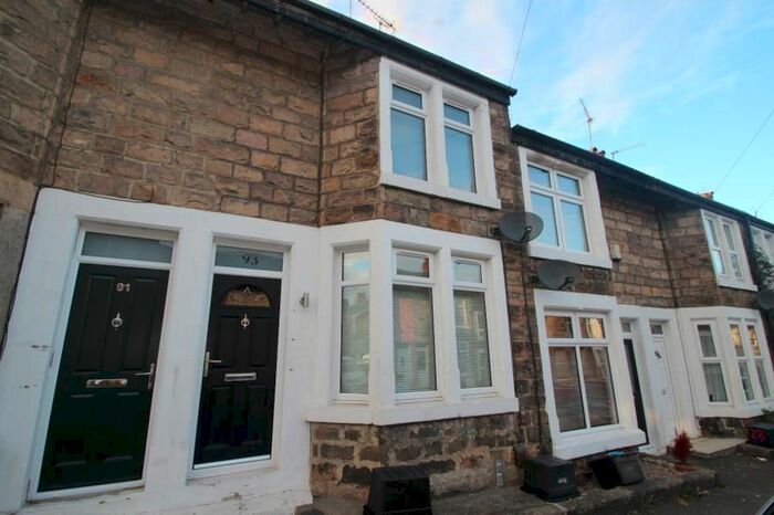 2 Bedroom Terraced House To Rent In Regent Avenue, Harrogate, HG1