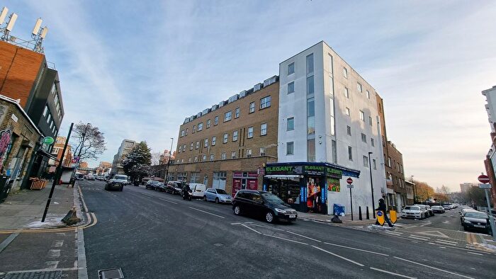 1 Bedroom Flat To Rent In Temple Street, London, E2