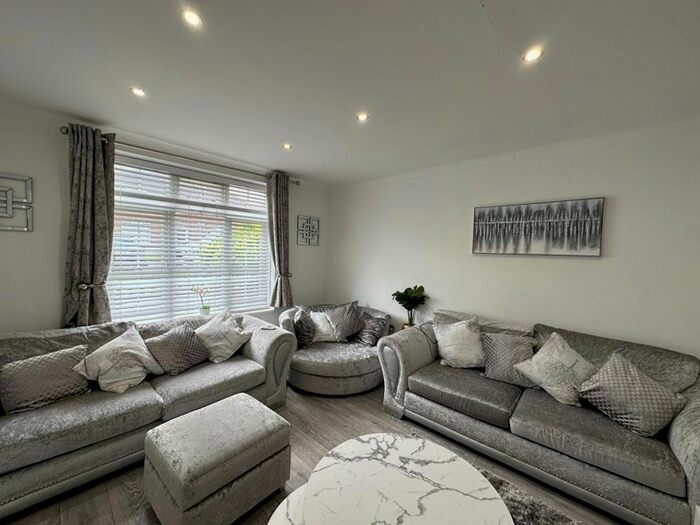 3 Bedroom Terraced House To Rent In Kirton Walk, Edgware, Greater London, HA8