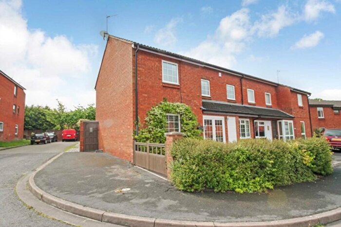 4 Bedroom End Of Terrace House To Rent In Ebble Close, Aylesbury, HP21