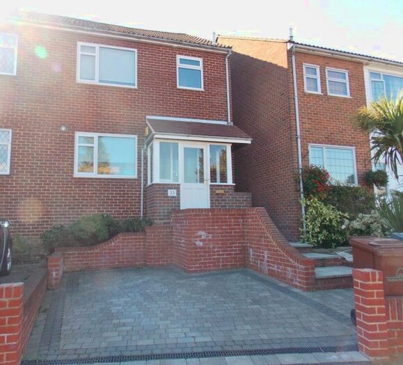 4 Bedroom Property To Rent In Arabia Close, London E4