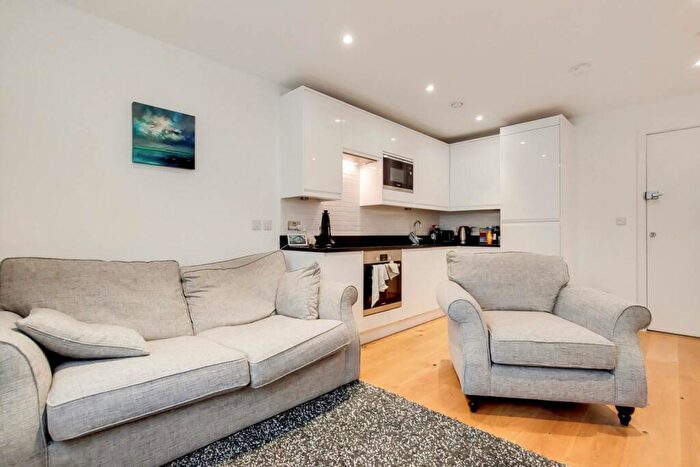 1 Bedroom Apartment For Sale In Walls Avenue, Chester, CH1