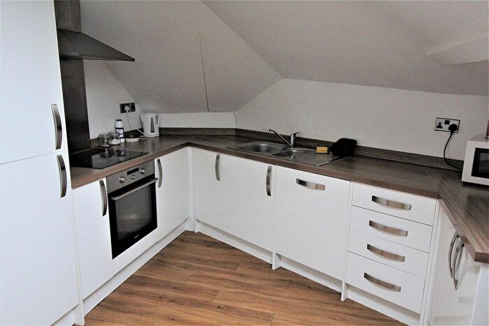 1 Bedroom Flat To Rent In Windsor Road, Penarth, CF64