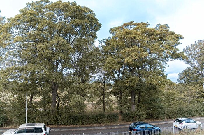 2 Bedroom Flat For Sale In Christian Grove, Edinburgh, EH15