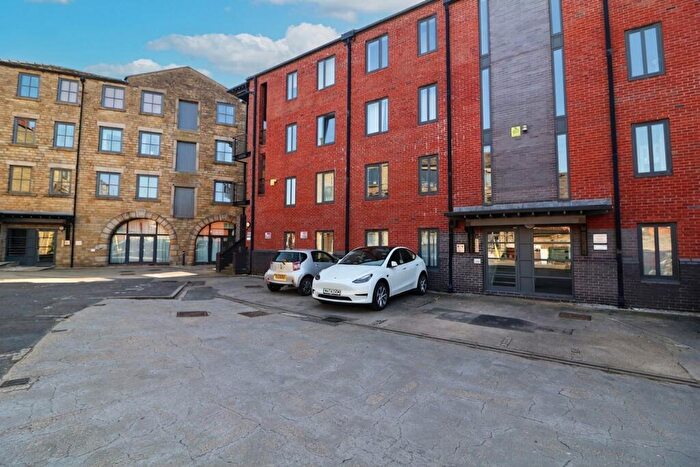 2 Bedroom Flat For Sale In Corn Mill Lane, Millers Wharf Corn Mill Lane, SK15