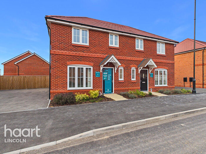 3 Bedroom Detached House For Sale In Warren Lane, Witham St Hughs, LN6