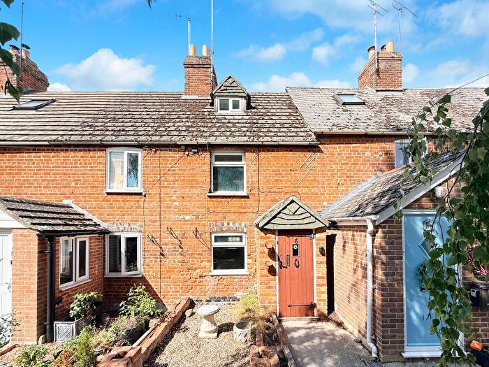 2 Bedroom Terraced House For Sale In Liddiards Row, Faringdon, SN7