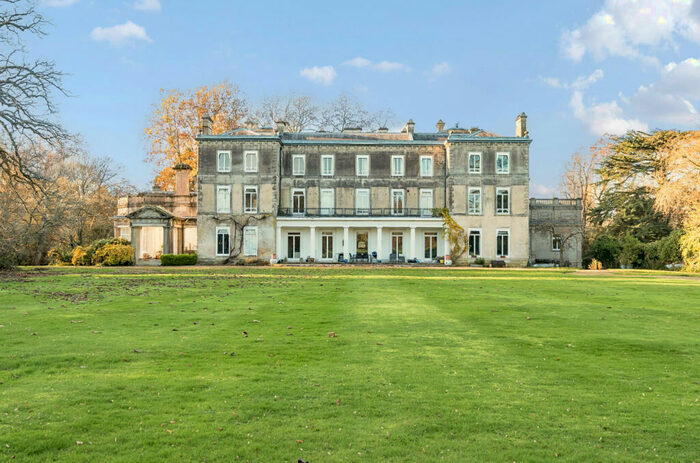 3 Bedroom Flat For Sale In Brambridge Park, Brambridge, Eastleigh, Hampshire, SO50
