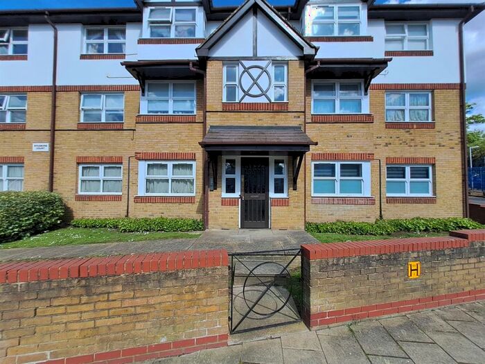 1 Bedroom Property To Rent In Burnt Ash Road, London, SE12