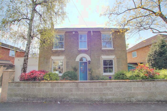 5 Bedroom Detached House To Rent In Obelisk Road, Woolston, SO19
