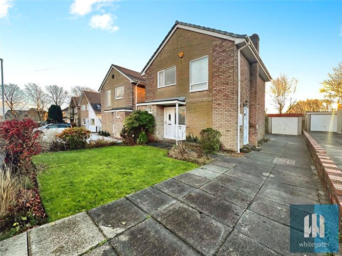 3 Bedroom Detached House For Sale In Rafborn Avenue, Salendine Nook, Huddersfield, HD3