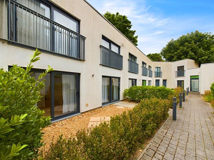 1 Bedroom Flat To Rent In Vale Road, Portslade, BN41