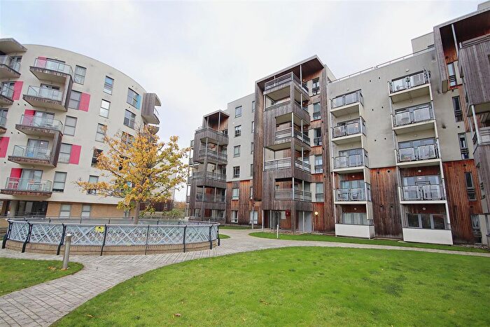 2 Bedroom Property To Rent In Glenalmond Avenue, Cambridge, CB2