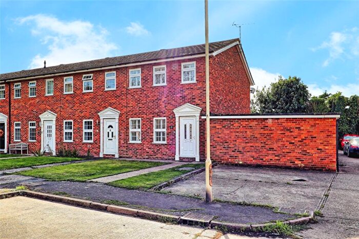 3 Bedroom End Of Terrace House For Sale In Whitehouse Road, South Woodham Ferrers, Chelmsford, Essex, CM3