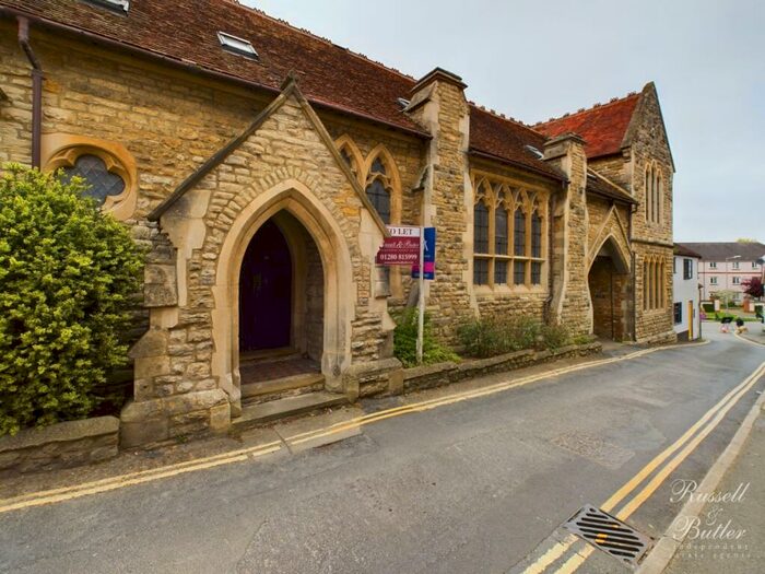 3 Bedroom Terraced House To Rent In St. Rumbolds Lane, Buckingham, Buckinghamshire, MK18