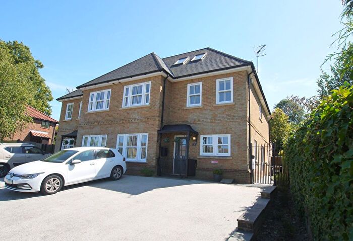 5 Bedroom Semi-Detached House To Rent In Akehurst Lane, Sevenoaks, TN13