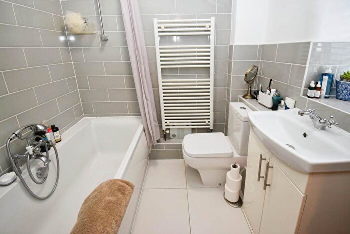 1 Bedroom Cottage For Sale In Stanley Lane, Eastham Village, CH62