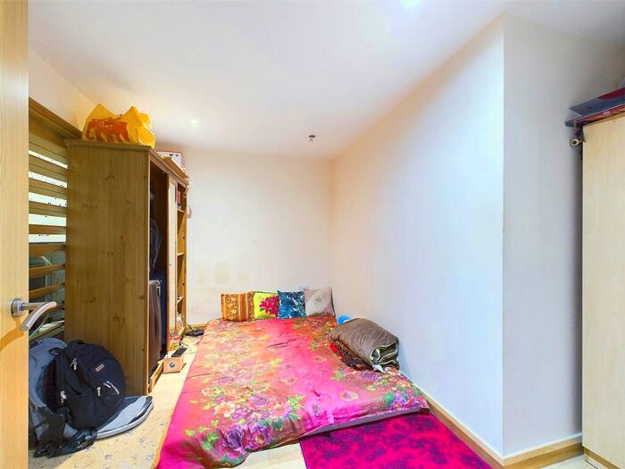 2 Bedroom Apartment For Sale In Stonegate House, Stone Street, Bradford, West Yorkshire, BD1