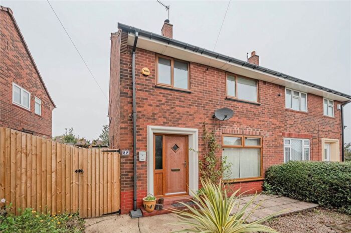 3 Bedroom Semi-detached House For Sale In St. Catherines Drive, Leeds, West Yorkshire, LS13