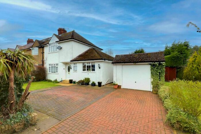 3 Bedroom End Of Terrace House For Sale In The Crescent, Cottered, Buntingford, SG9